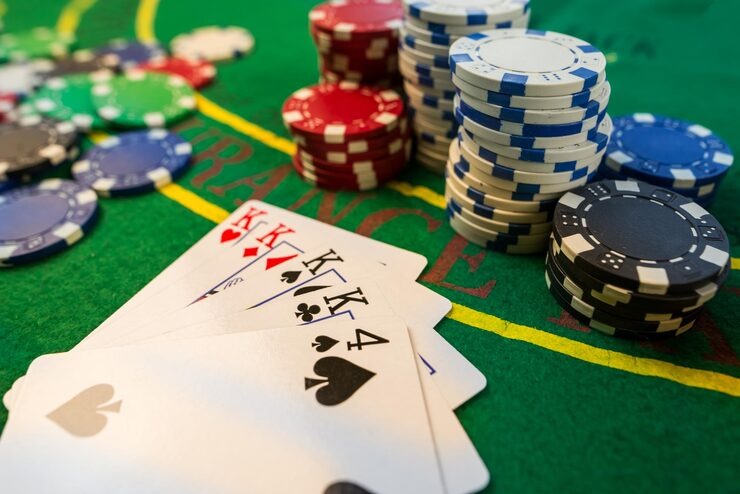 Play'n GO slot game interface on mpo 8080 mobile app